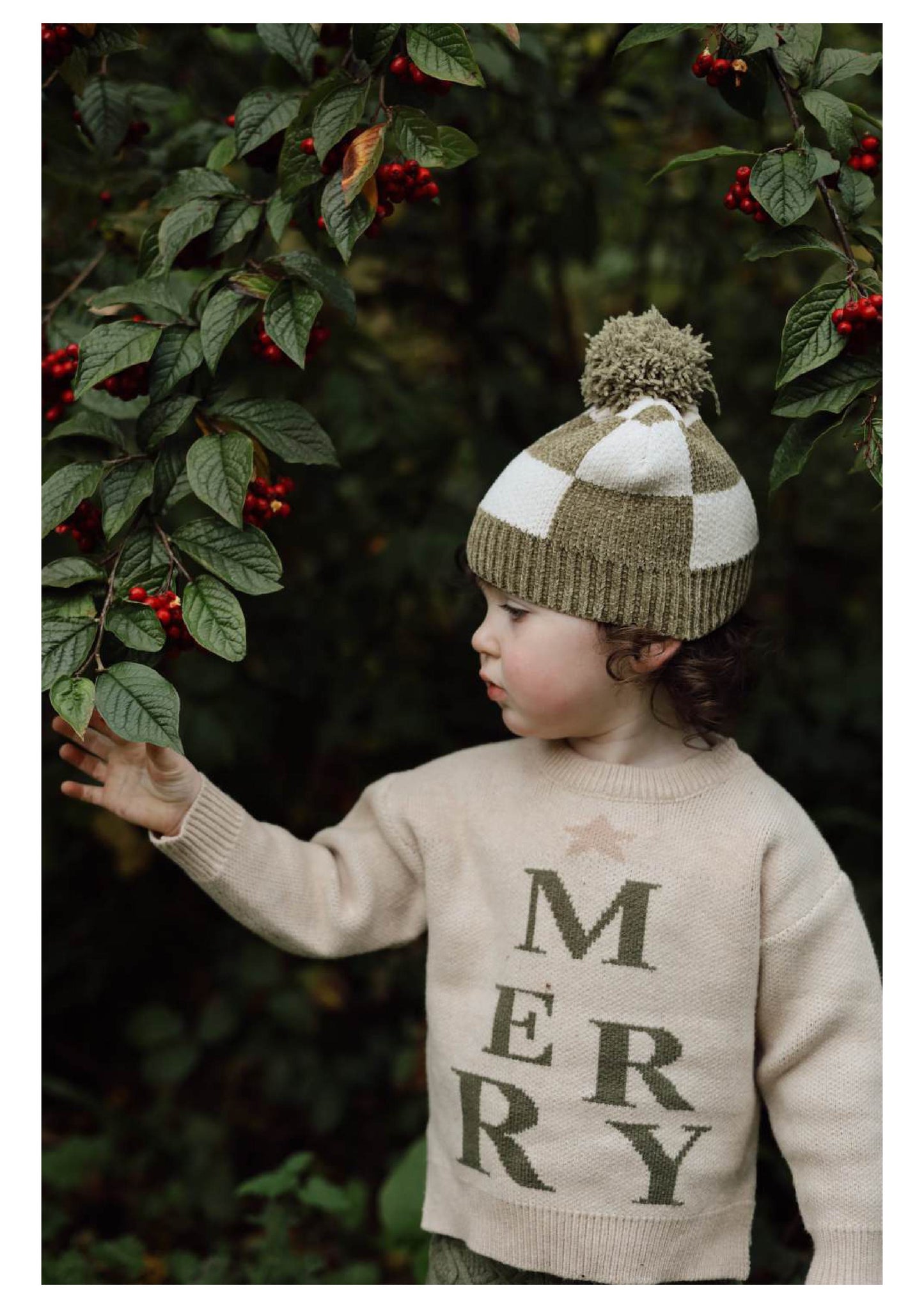Chenille Bobble Hat | Olive | One size | Unisex |