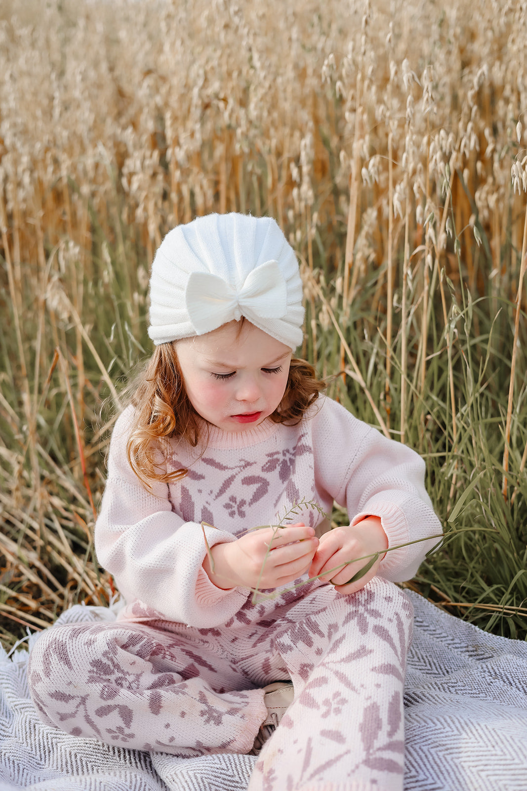 Bow Knit Hat | White | One size |