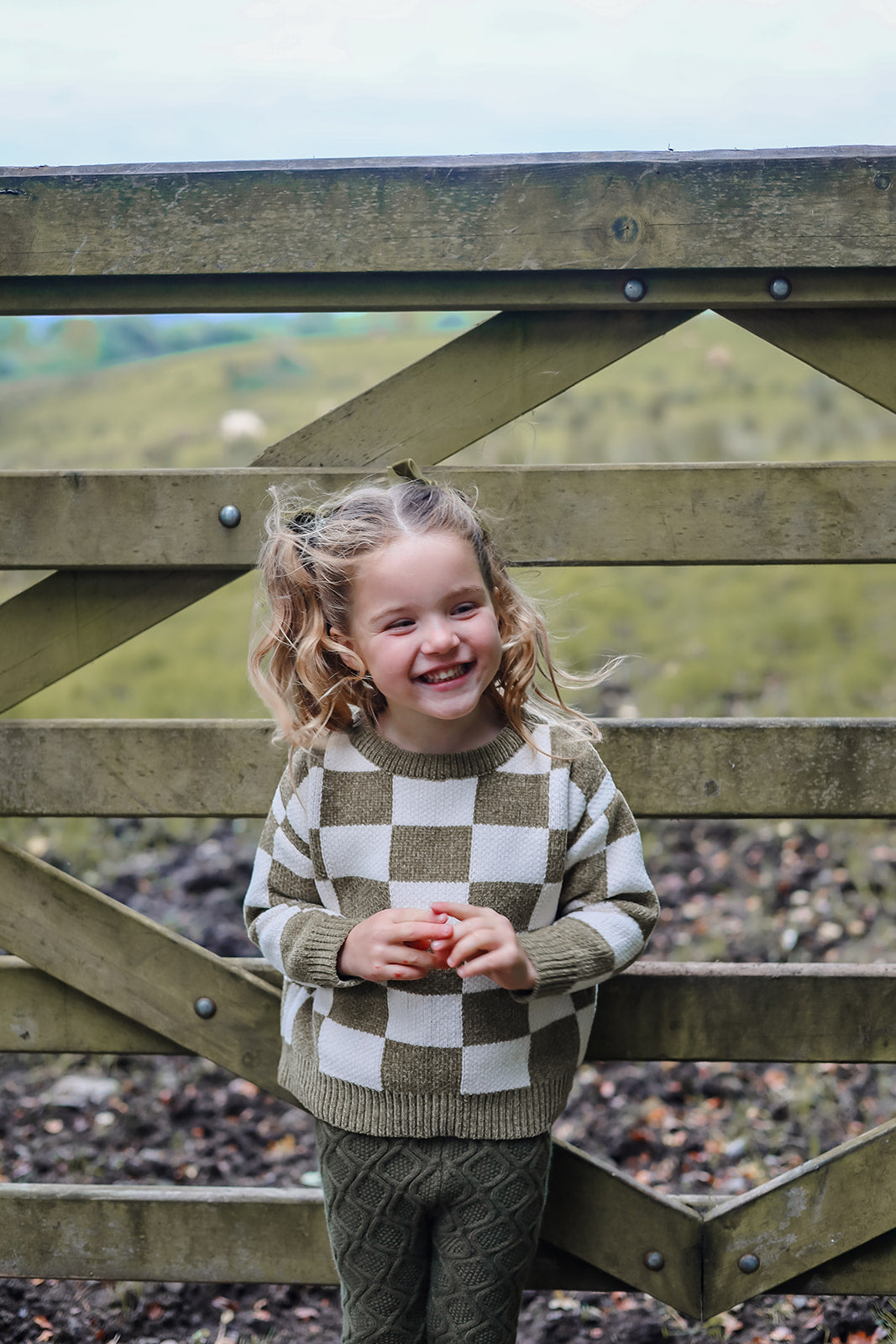 Checkered Knit | Super Soft Chenille | Thick & Chunky | Olive | Unisex